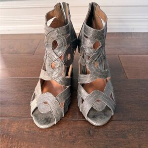 Miz Mooz grey Tia leather wedge US 5.5